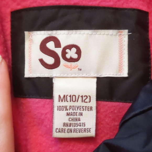 Two vests - Picture 4 of 5